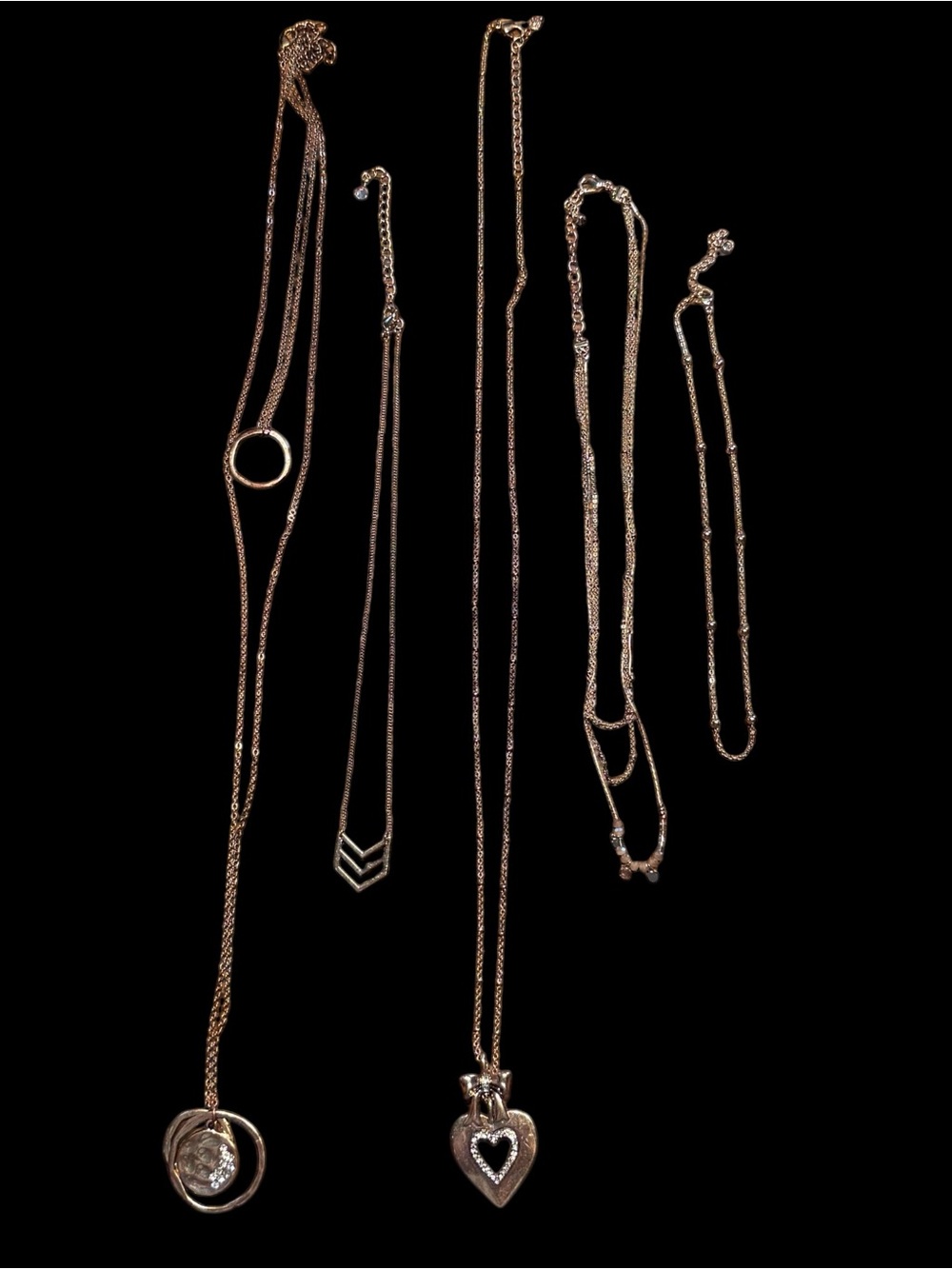 5 goldtone casual to office Necklaces